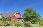 Vila RUNA - rest near the one of the prettiest lakes in Lithuania Plateliai