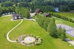 Wieś zagroda nad jeziorem: kajaki, sauna, kort tenisowy, rowery