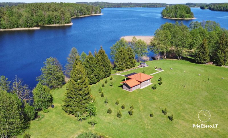 Ferienhutte - Gehöfte am Ufer der Antalieptė Lagune Mekai