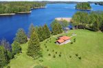Ferienhutte - Gehöfte am Ufer der Antalieptė Lagune Mekai