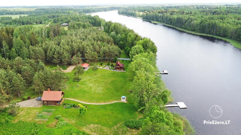 Countryside homestead on the lake shore Villa Jurate