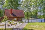 Wiejska rezydencja nad brzegiem jeziora Villa Jurate