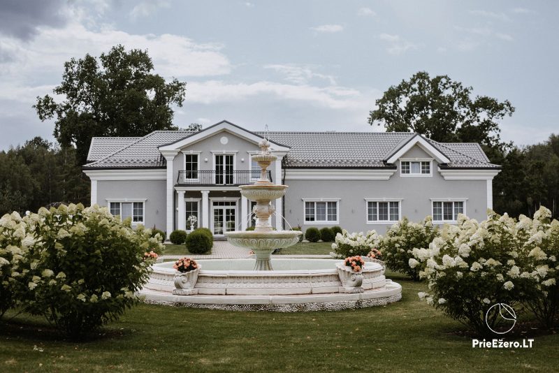 Villa Barbora - przestronna willa na uroczystości do 80-130 osób