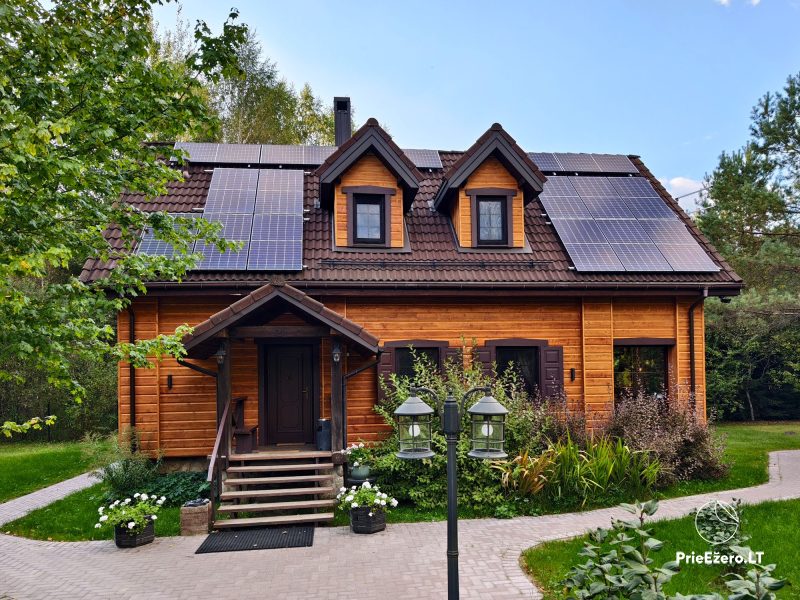 Gospodarstwo wiejskie w pobliżu rzeki Merkys na Litwie