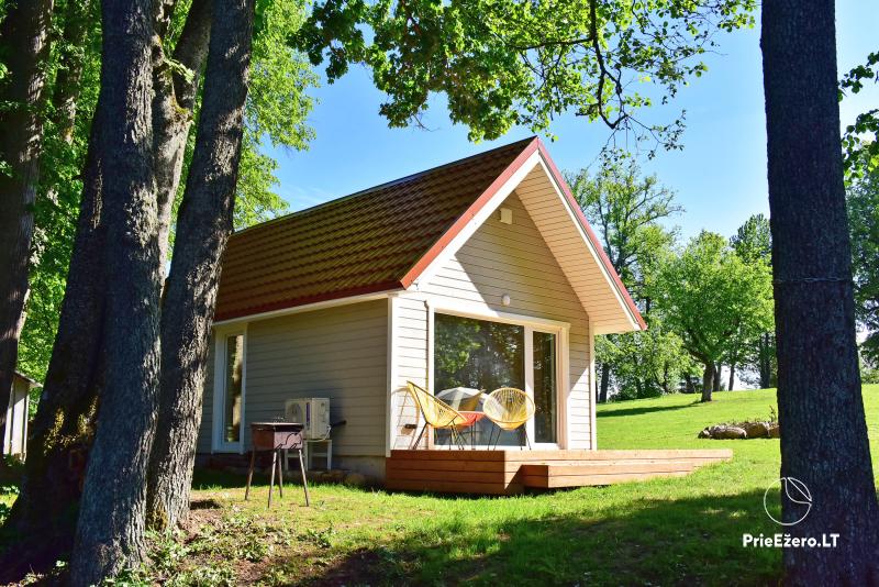 Neues Ferienhutte am Ufer des Sees Kiauklių Oazė zu vermieten. Es gibt eine Sauna, einen Whirlpool