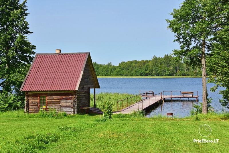 Kajaks und Campingplatz bei Ignalina