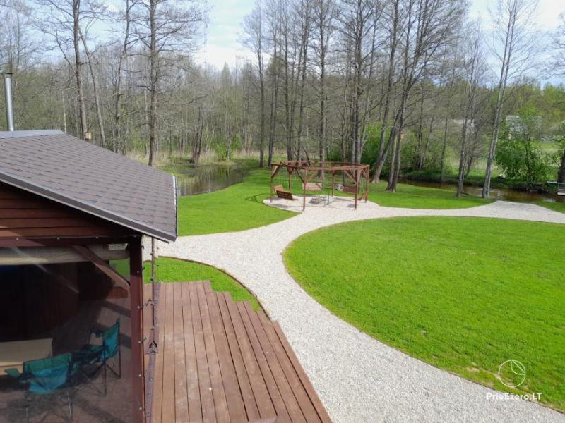 Accommodation and relaxation near the river Kiauna