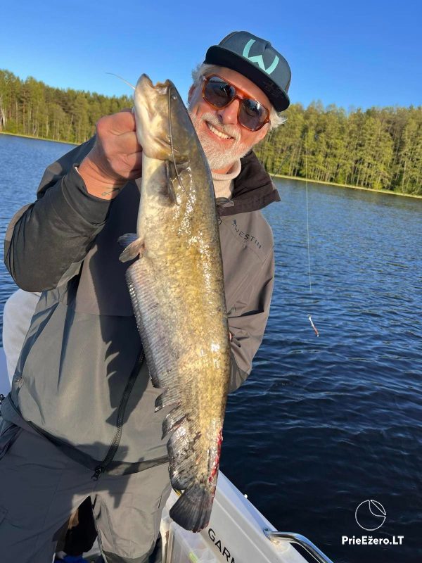 Gehöft „Paštys“: Blockhütten am See, Saunen, Whirlpool, Konferenzzentrum