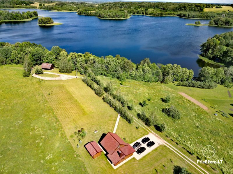 Do wynajęcia wiejska zagroda nad brzegiem jeziora