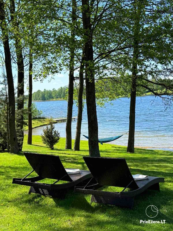 Homestead and sauna for rent on the shore of lake Margis