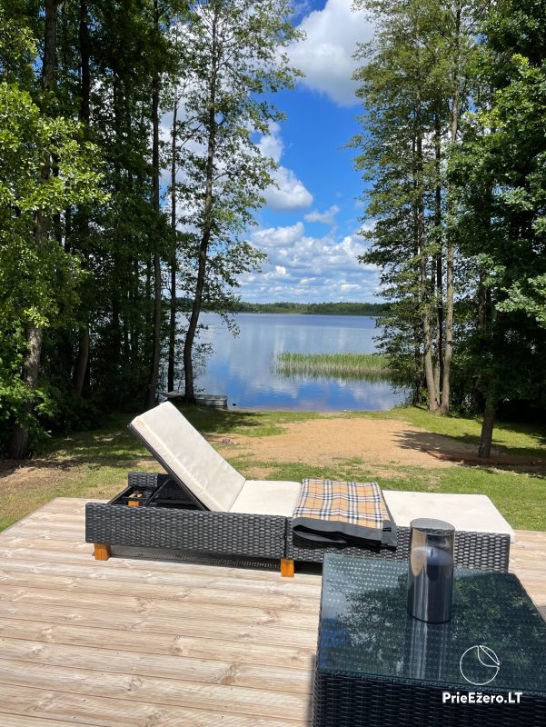 Holiday cottage on the shore of the lake in Varena district Jack namai