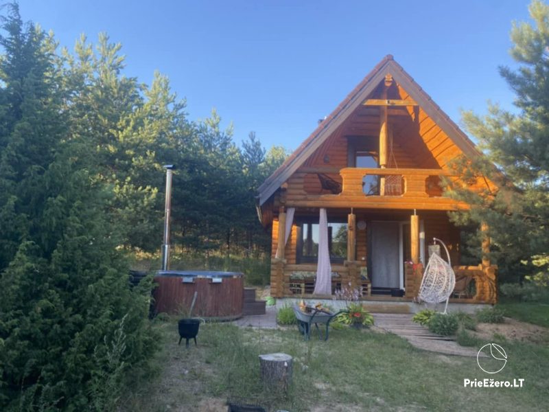Сдается в аренду загородная усадьба возле озера Илгис, в 5 км от города Вейсеяй. Тихое место, нет соседей!
