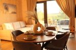 Sunset Hill Houses - размещение в небольших домиках возле озера - 5