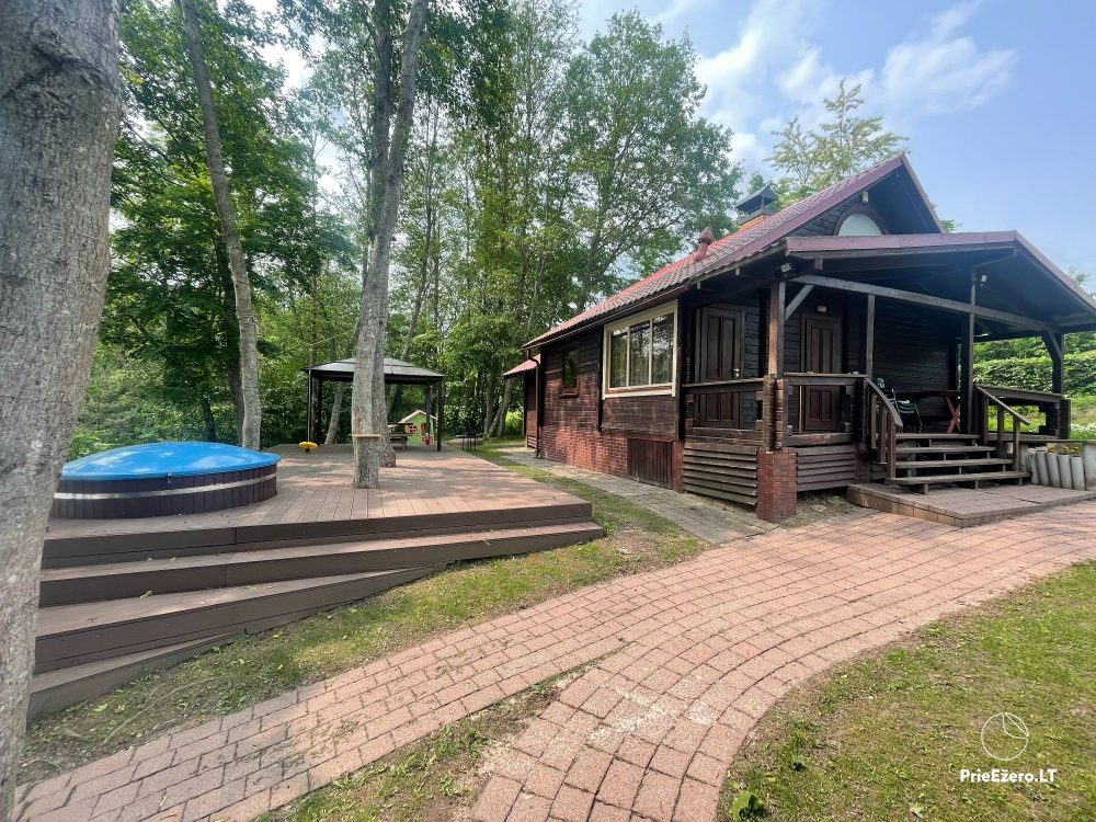 Häuschen mit Sauna und Badefass am Ufer des Asveja-Sees - 1