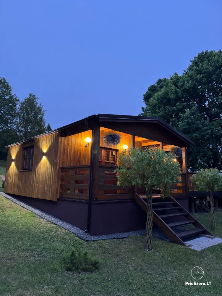 „Märchenhaus“ mit Sauna und Außenbadewanne am Seeufer zu vermieten - 1