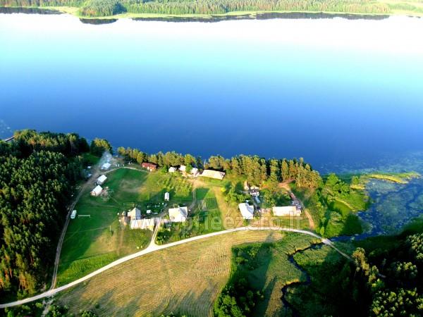 Homestead in Moletai region at the lake Malūnėlis