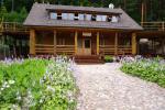 Homestead in Trakai region on the shore of a lake "Royal Villa"