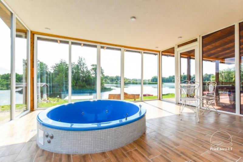 Sauna, Whirlpool, Jacuzzi in einem Gehöft in der Region Kedainiai „Beim Imker“