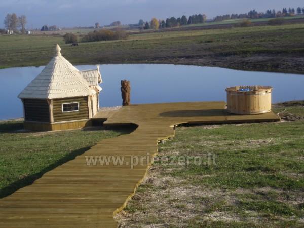 Sauna im Gehoft Raganyne in Kelme-Bereich, durch den See Gilius