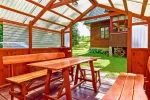 Haus mit Wohnzimmer und Kamin, zwei Schlafzimmern, Laube im Hof (6 Schlafplätze) - 5