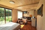 Дом для 2 человек с террасой и видом на озеро. Цена за день за коттедж 60–80 €. - 4