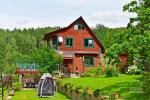 Haus für bis zu 13 Personen: Wohn-Esszimmer, eine voll ausgestattete Küche, 5 Schlafzimmer, Terrasse, Balkon, WC - 1